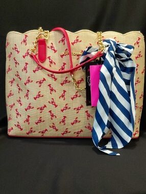BETSEY JOHNSON LOBSTER TOTE
